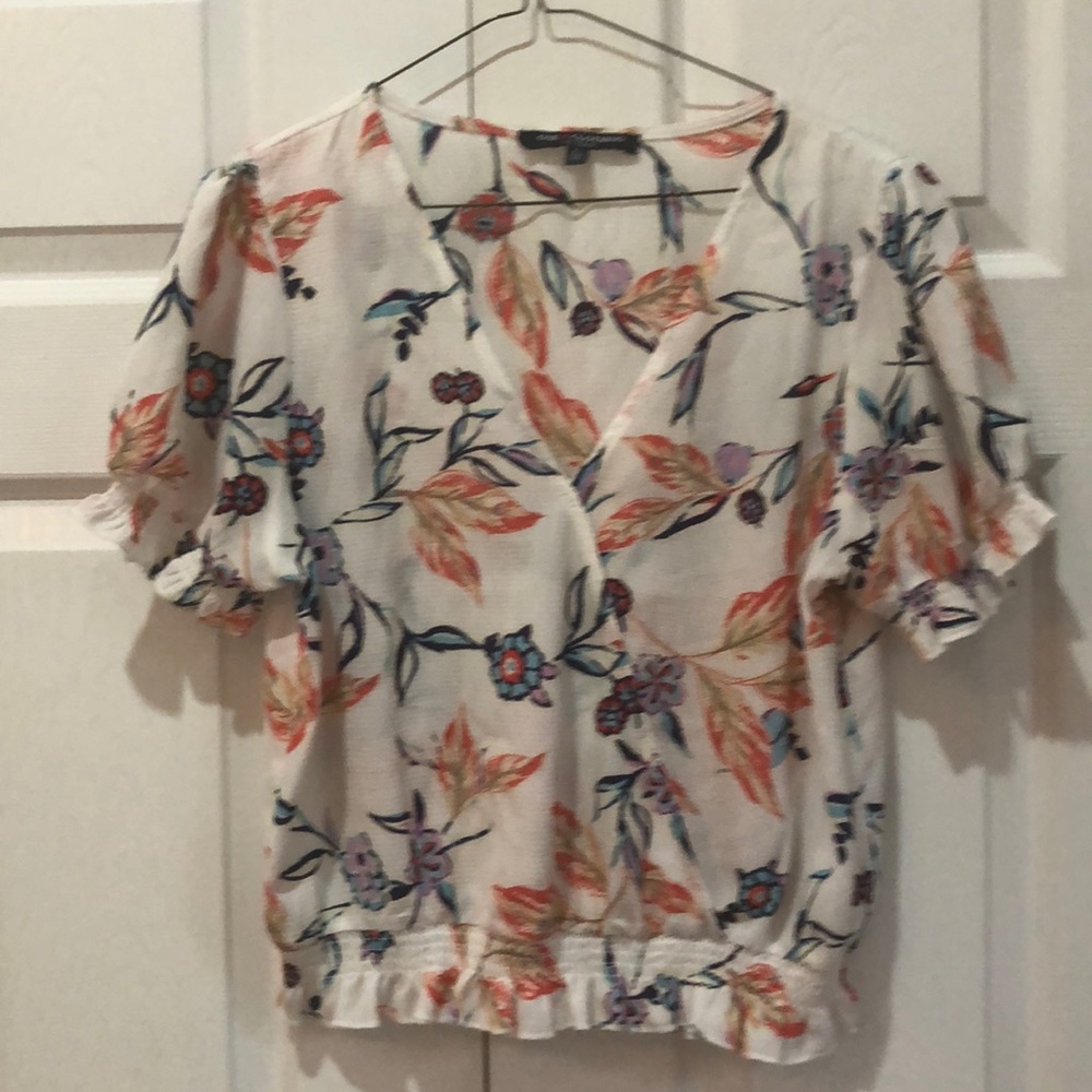 Cross in front short sleeve floral top